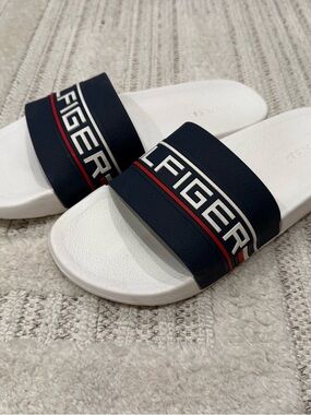 Tommy Hilfiger Navy, White & Red Logo Slide Sandals